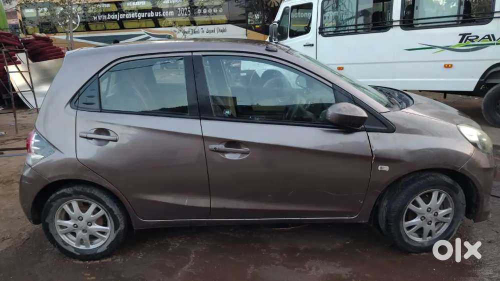 Honda Brio Mt 2013