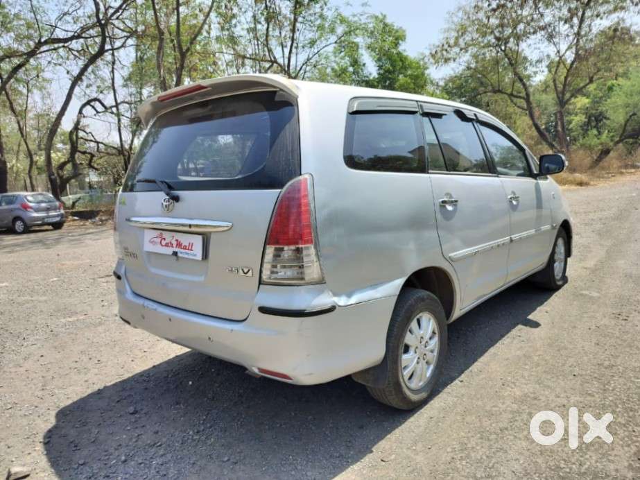 Toyota Innova 2.5 Z Diesel 7 Seater, 2011, Diesel