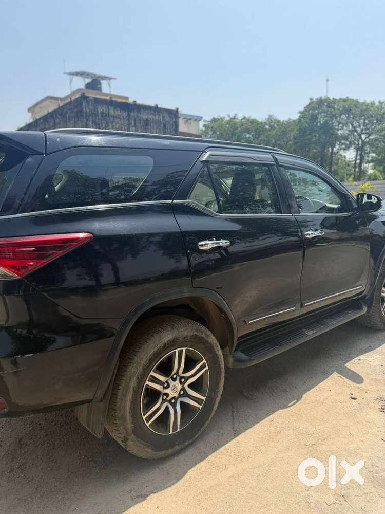Toyota Fortuner Diesel 2018 Automatic Black