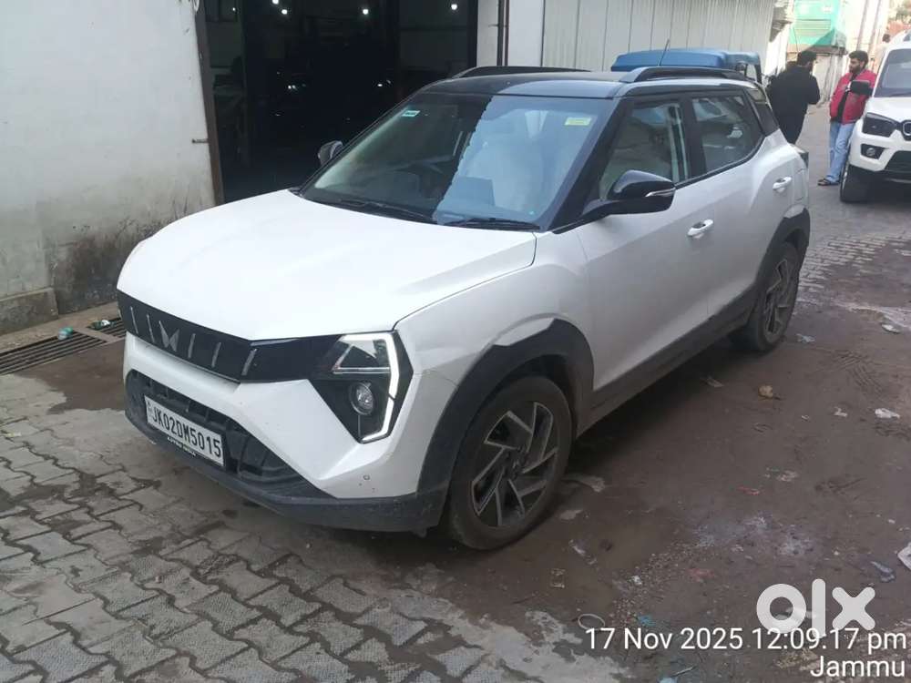 Mahindra Xuv 3xo 2024 Diesel 10000 Km Driven