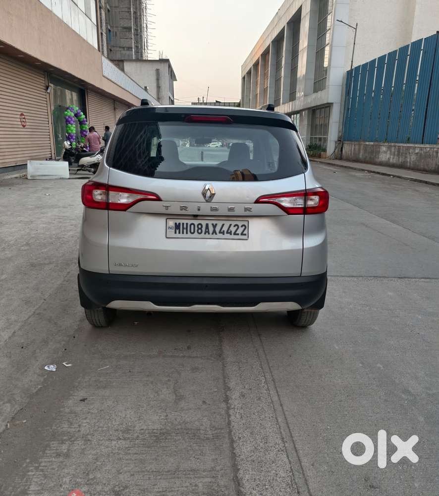 Renault Triber Rxt, 2022, Petrol