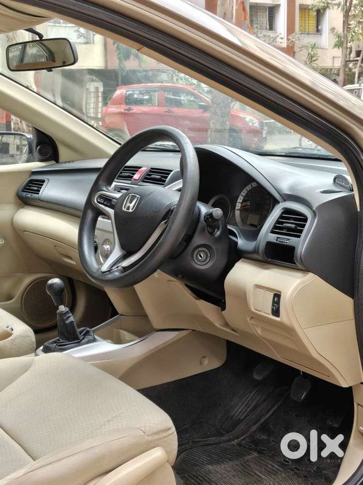 Honda City V Mt Exclusive, 2011, Cng & Hybrids