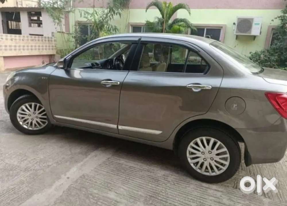 Maruti Suzuki Dzire 2017 Petrol Well Maintained