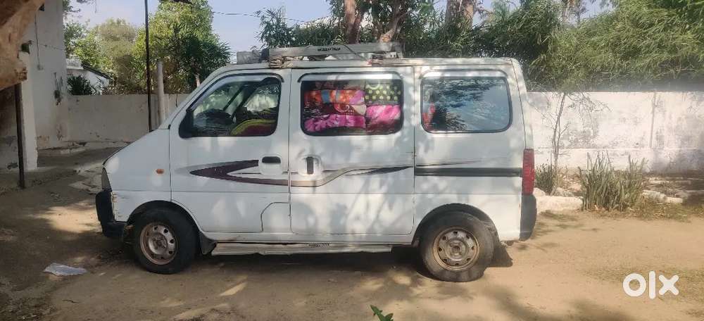 Maruti Suzuki Eeco 2011