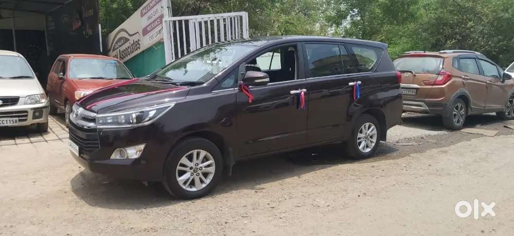 Toyota Innova Crysta 2017 Diesel Mint Condition