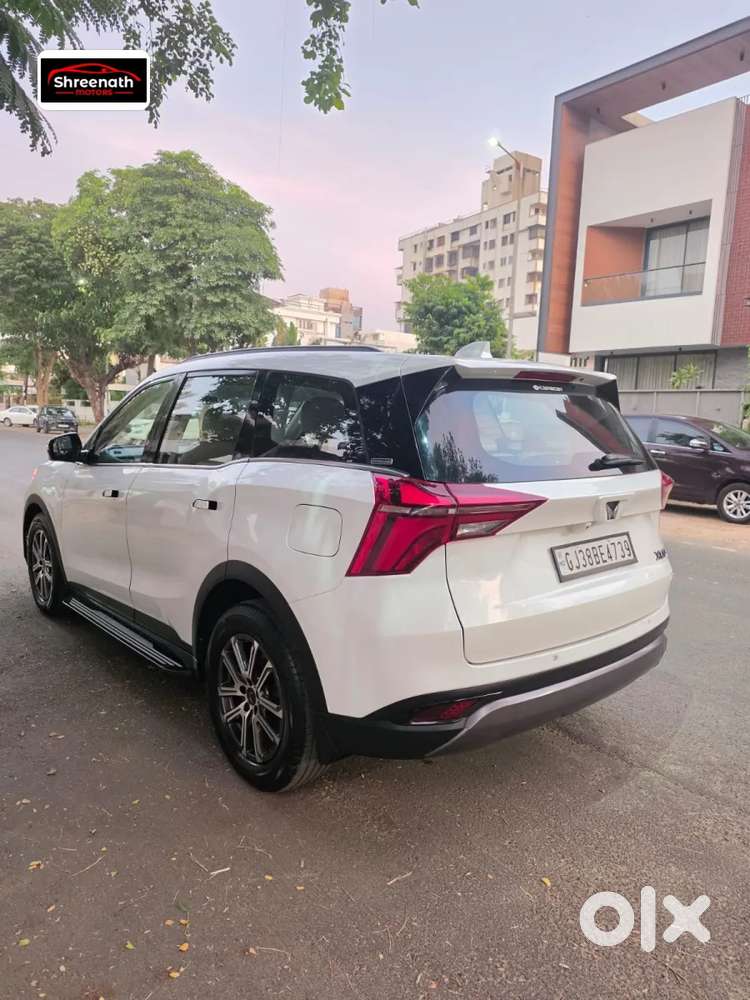 Mahindra Xuv700 2.0 Ax 7 Petrol At Luxury Pack Str, 2023, Petrol