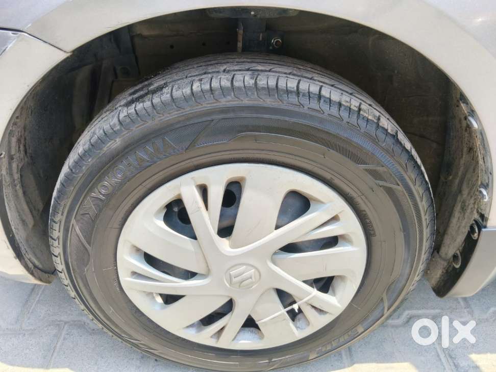 Maruti Suzuki Swift Vxi, 2015, Petrol