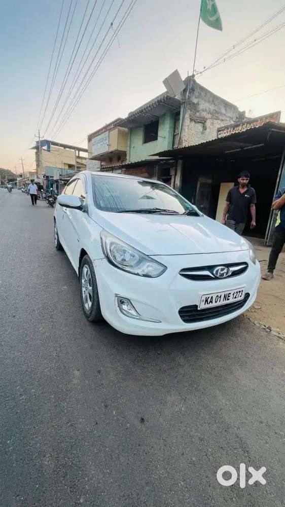 Hyundai Verna 2012 Petrol 52000 Km Driven