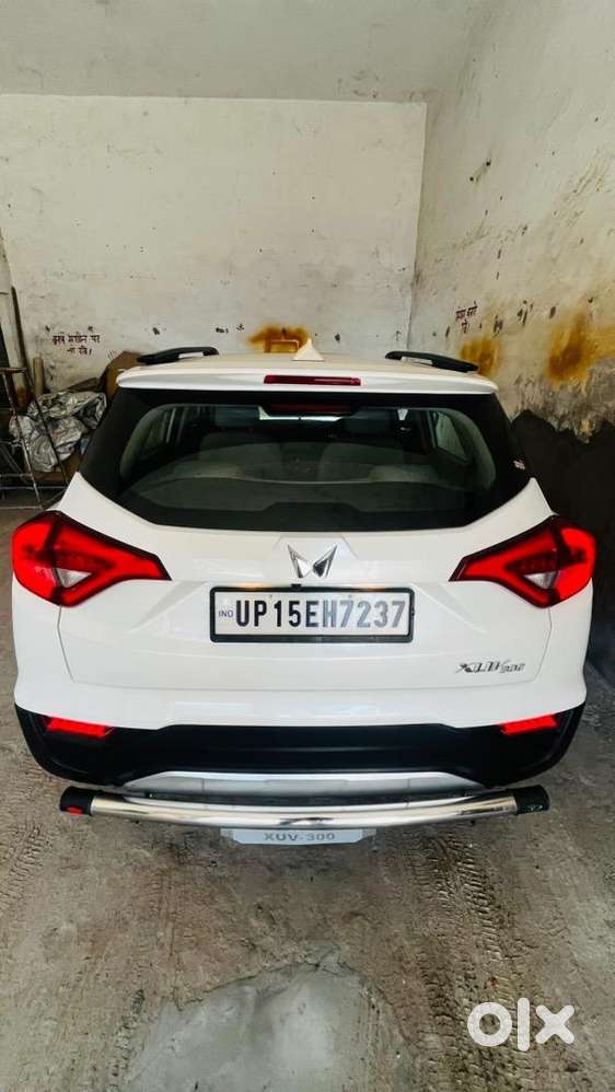 Mahindra Xuv300 Turbosport 2024 Petrol 10000 Km Driven