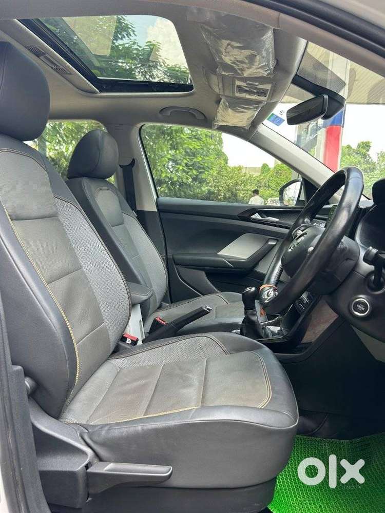 Skoda Kushaq 1.0 Tsi Style, 2023, Petrol