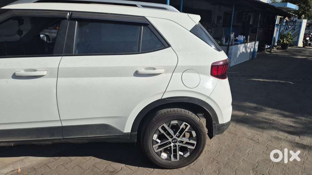 Hyundai Venue Diesel 2021