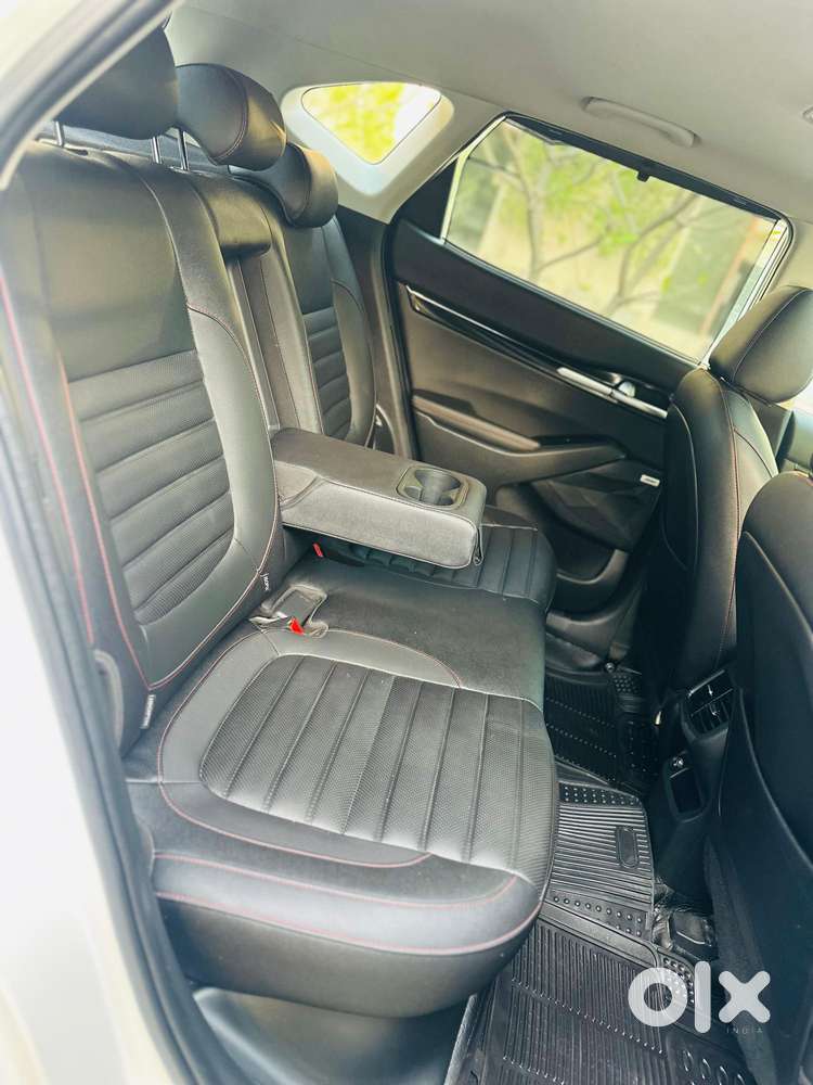 Kia Seltos 1.5 Gtx+ Diesel At Dual Tone, 2023, Diesel