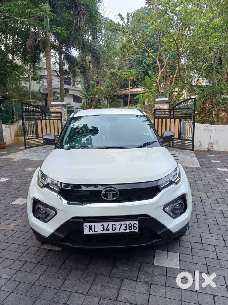 Tata Nexon 1.5 Revotorq Xm (s), 2021, Diesel