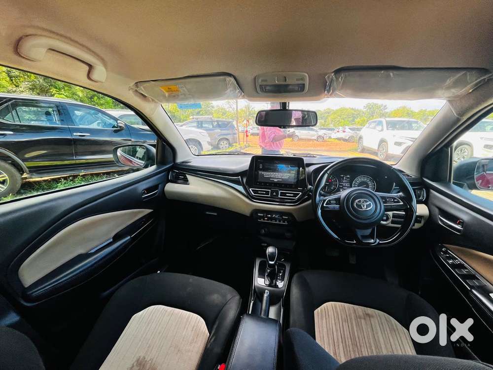 Toyota Glanza 1.2 V Amt, 2022, Petrol
