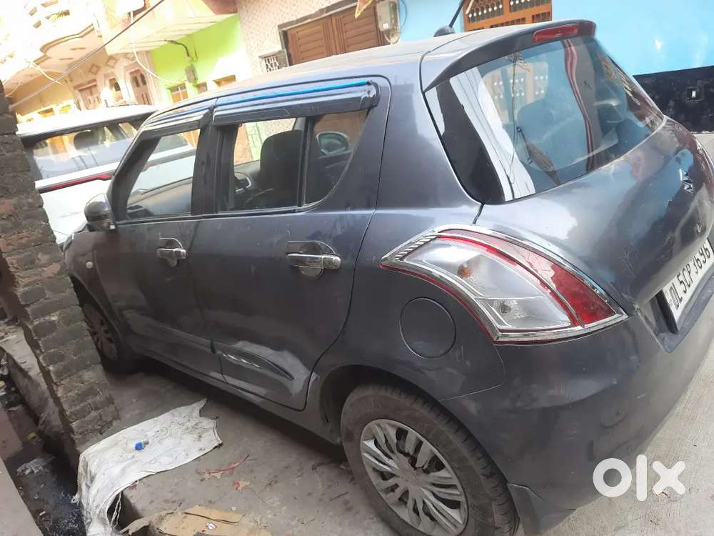 Maruti Suzuki Swift Lxi 2017
