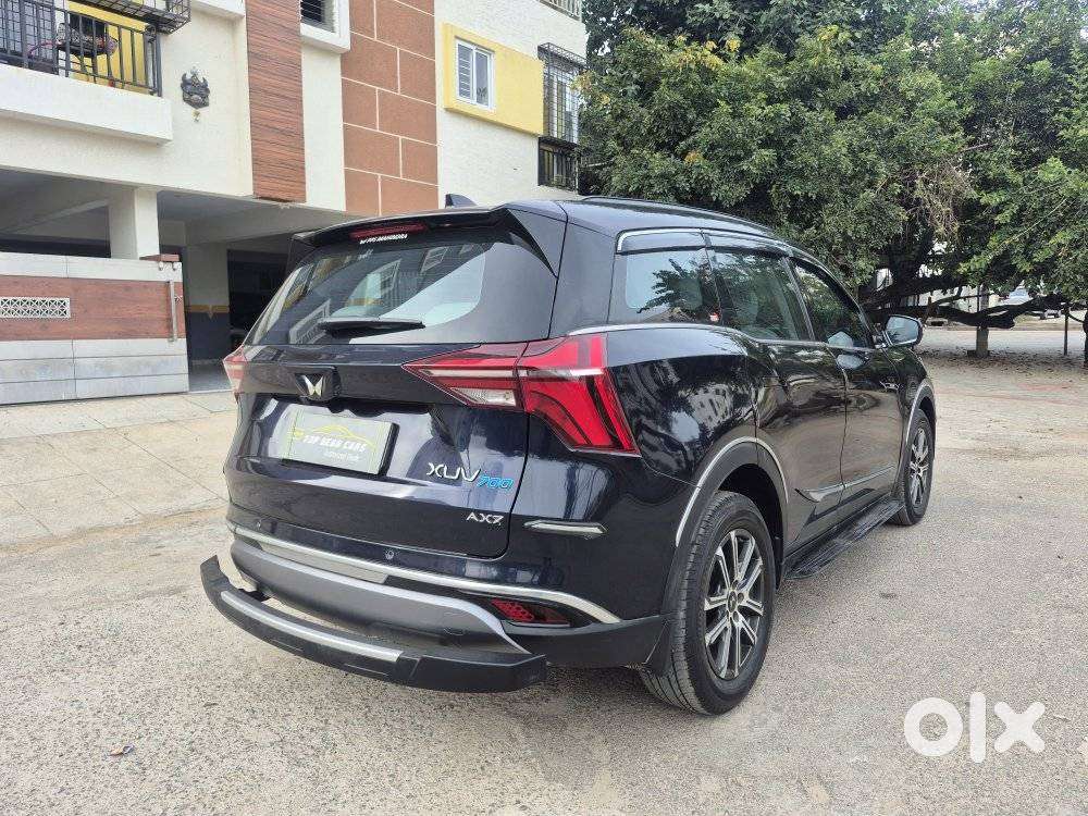 Mahindra Xuv700 2.0 Ax 7 Petrol Mt Str, 2024, Petrol