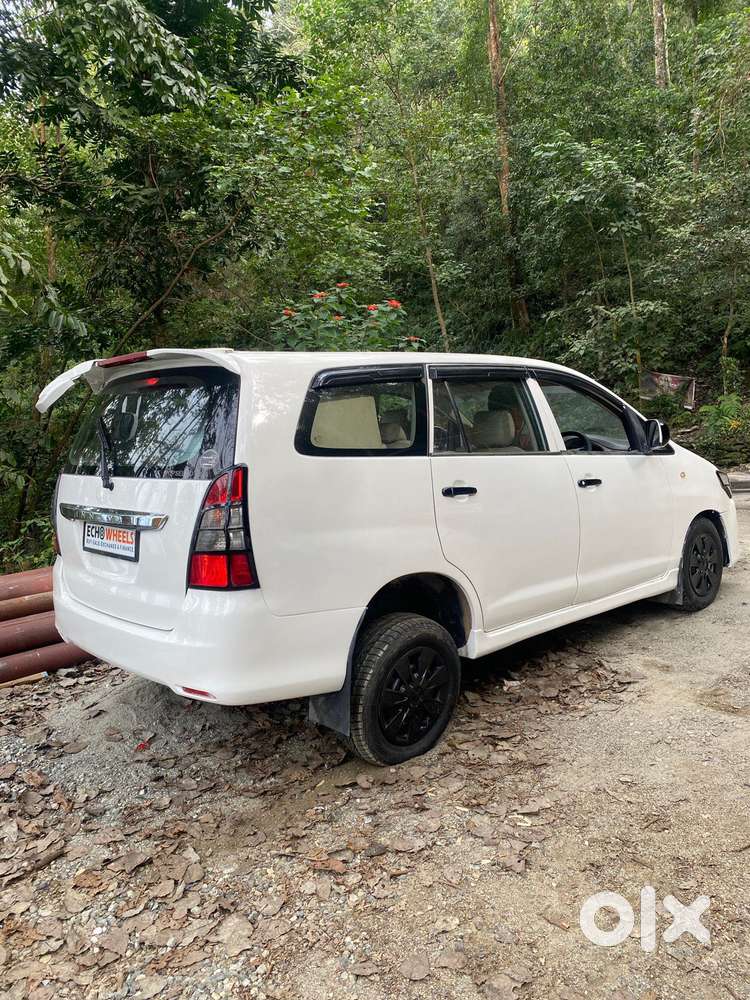 Toyota Innova 2012-2013 2.5 E Diesel Ms 7-seater, 2012, Diesel