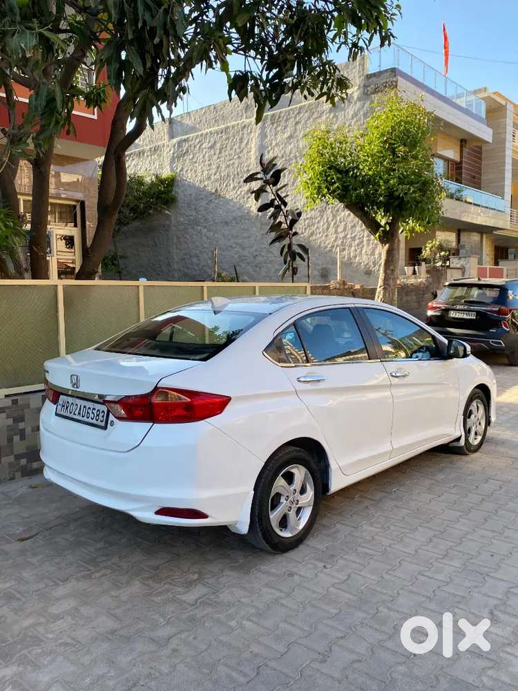 Honda City 2014 Model Diesel 2nd Owner 113000 Km Driven