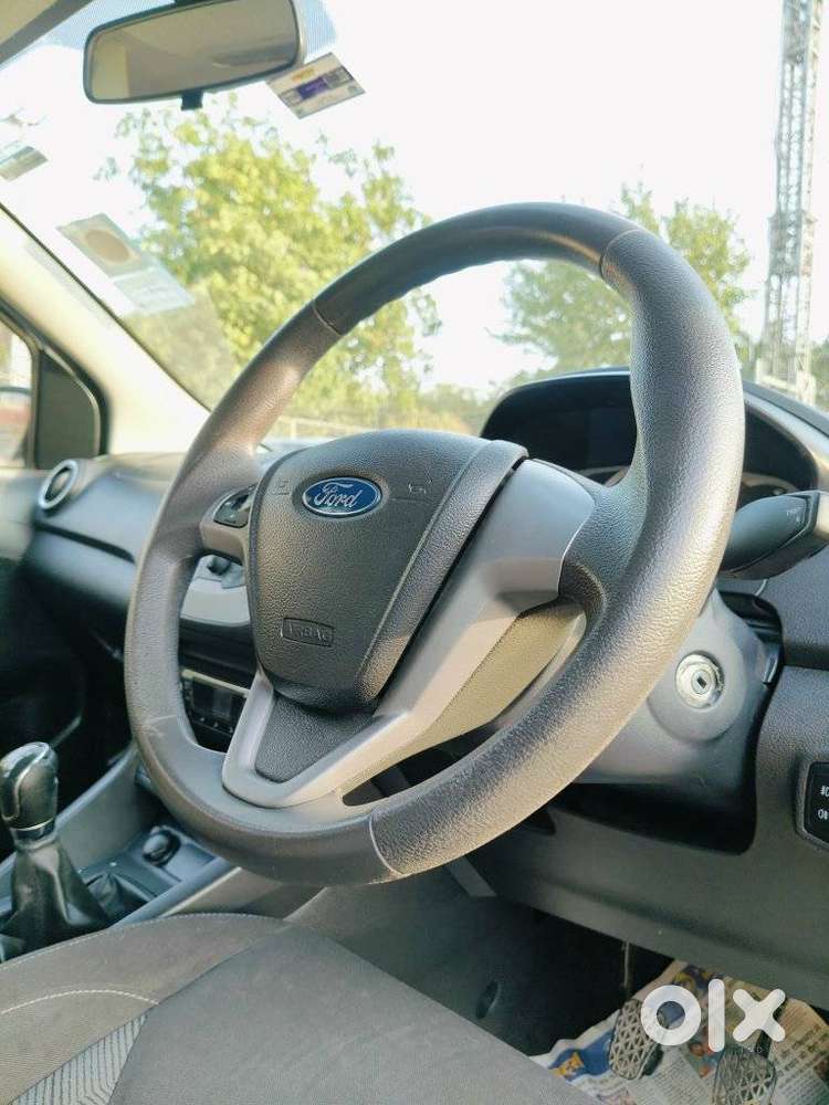 Ford Figo 1.2p Titanium Mt, 2015, Petrol