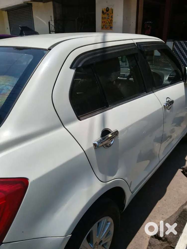 Maruti Suzuki Dzire 1.2 Zxi 2015