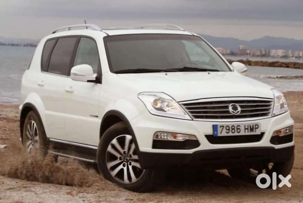 Mahindra Rexton Diesel Automatic 2013