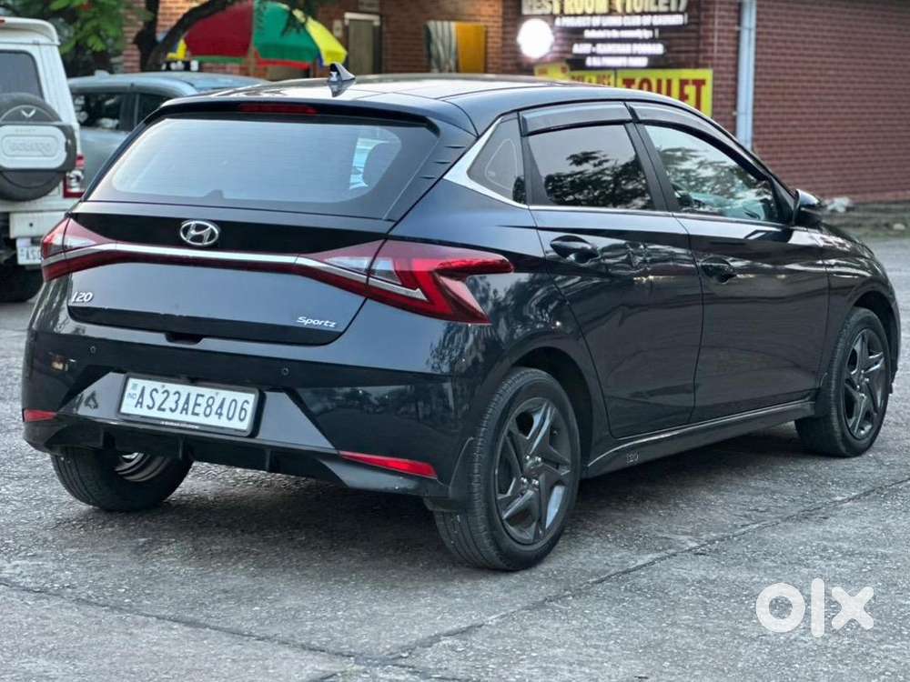 Hyundai I20 Sportz 2022 Petrol  16,000 Km  Like New Condition