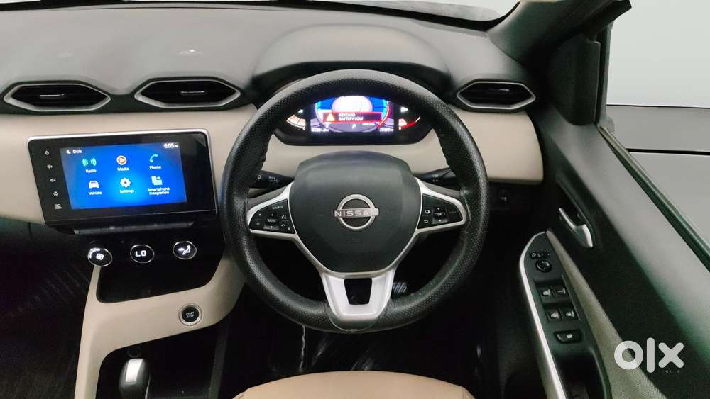 Nissan Magnite 1.0 Xv Turbo Cvt, 2023, Petrol