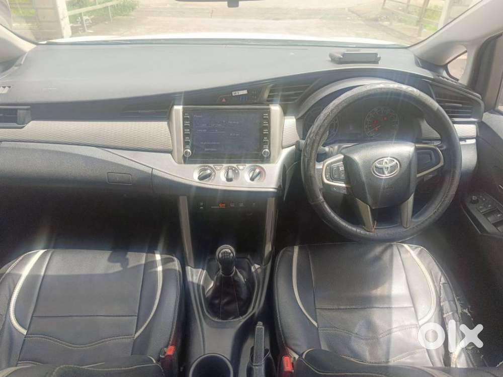 Toyota Innova Crysta 2.4 G Mt, 2022, Diesel