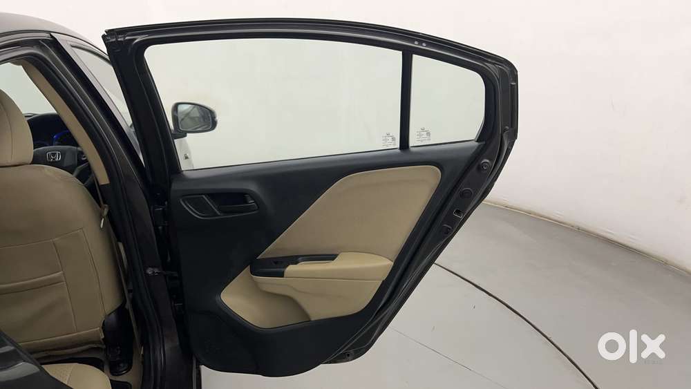 Honda City I-vtec Cvt Zx, 2016, Petrol