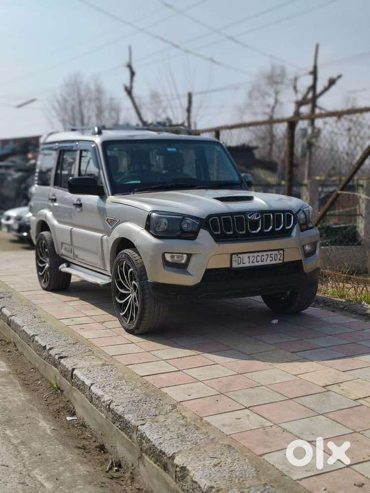 Mahindra Scorpio 2015 Diesel 98000 Km Driven
