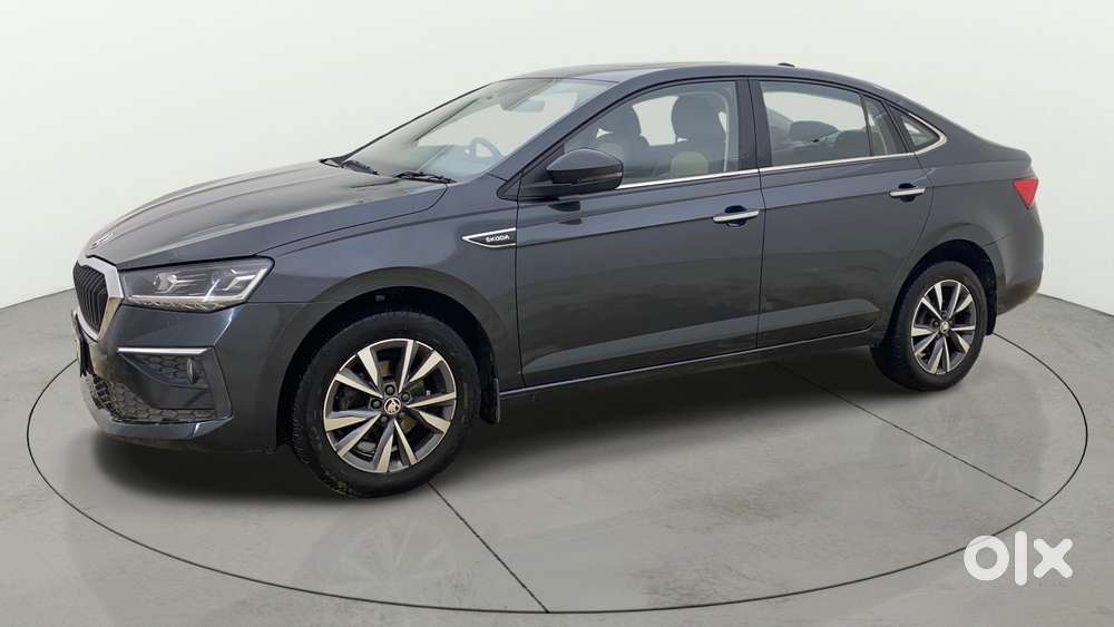 Skoda Slavia 1.0 Tsi Style At, 2023, Petrol