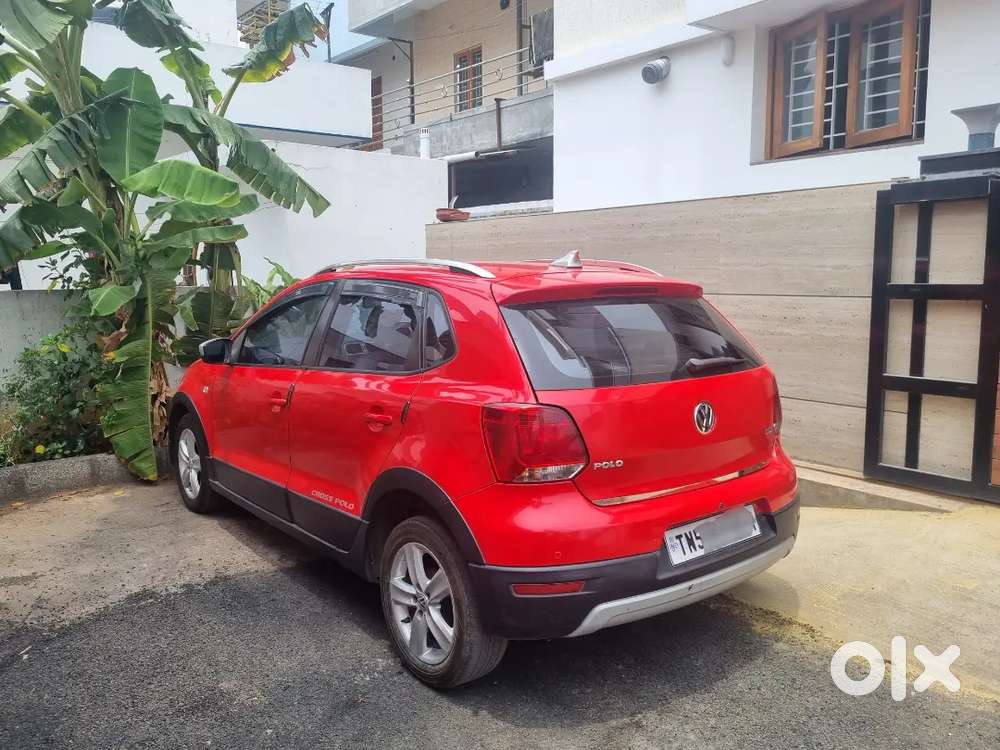 Volkswagen Crosspolo – Bold Red Beauty Well Maintained
