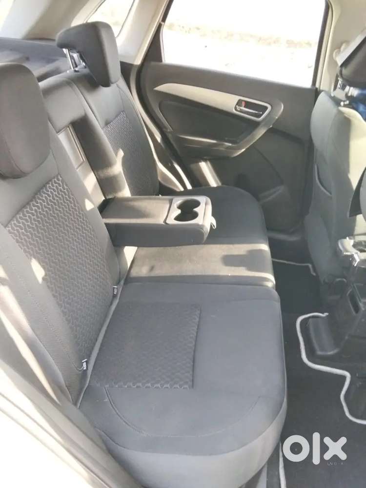 Maruti Suzuki Brezza Zxi 2022 Petrol 18600 Km Driven