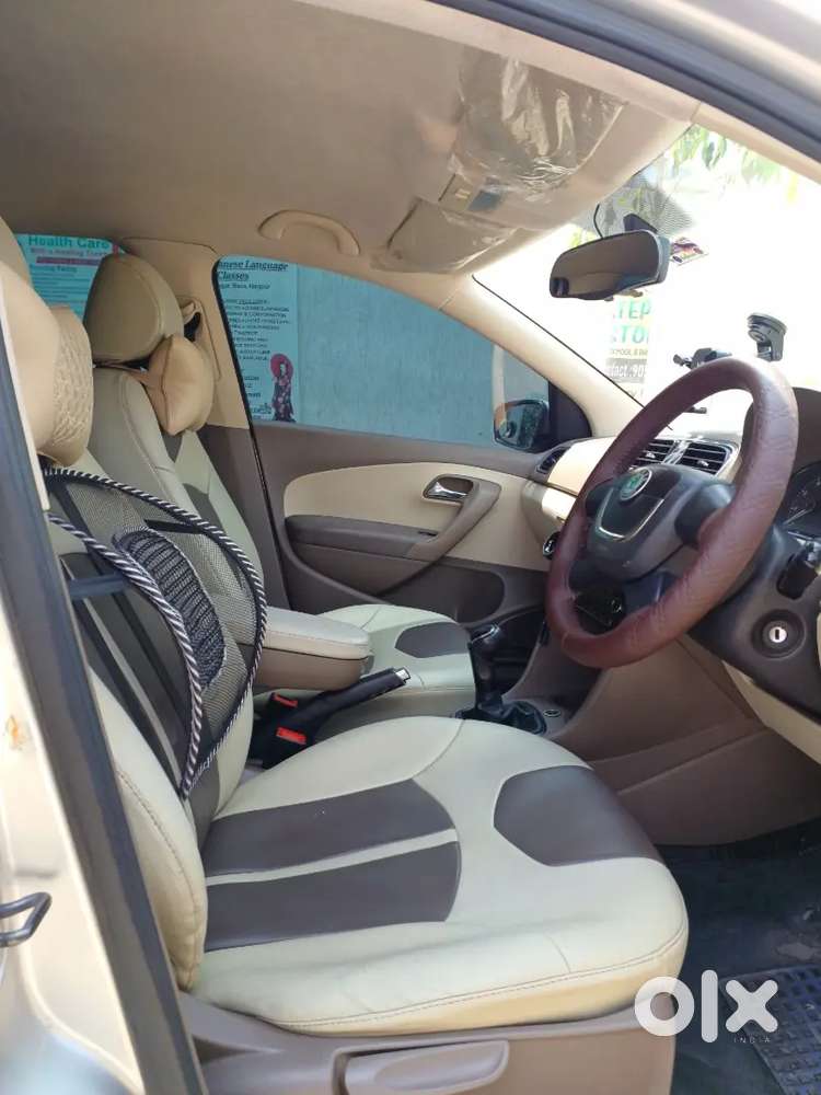 Skoda Rapid Showroom Maintain