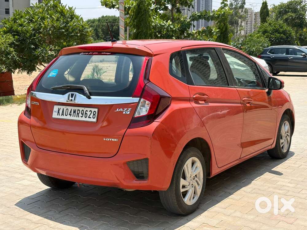 Honda Jazz 1.5 V I-dtec Mt, 2015, Diesel