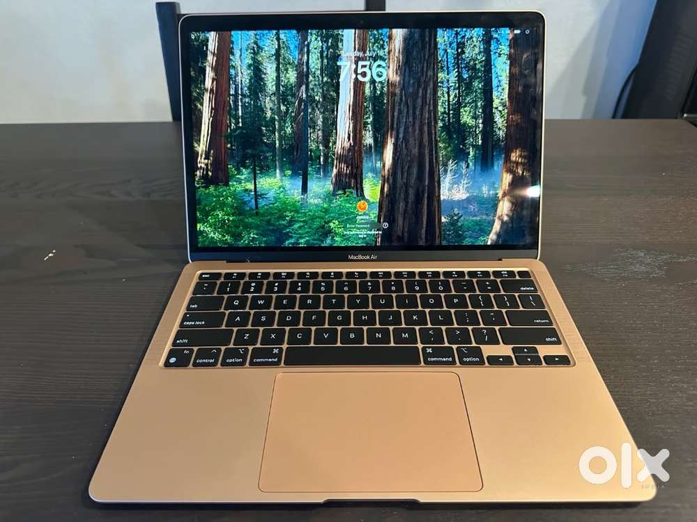 Macbook 2020 M1 256GB 8GB Gold New Condition - Computers & Laptops