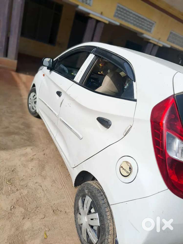 Hyundai Eon 2014 Petrol 67000 Km Driven