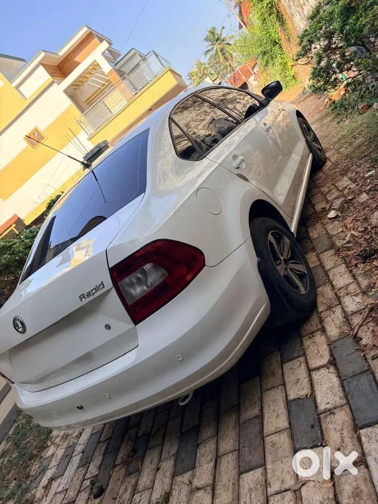 2013 Model Skoda Rapid Diesel Full Option, Single Owner