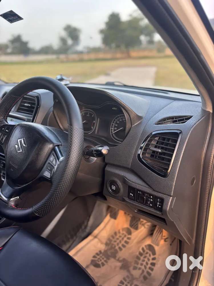 2017 Maruti Suzuki Brezza Zdi Plus