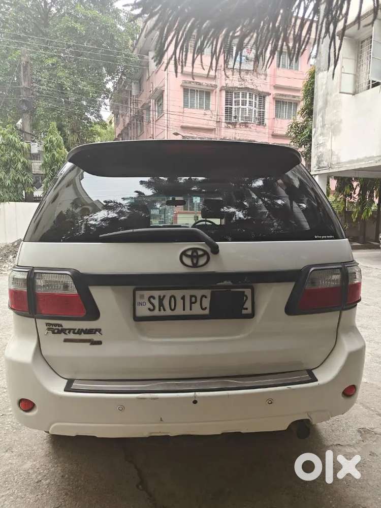 Toyota Fortuner 2011 Diesel Well Maintained