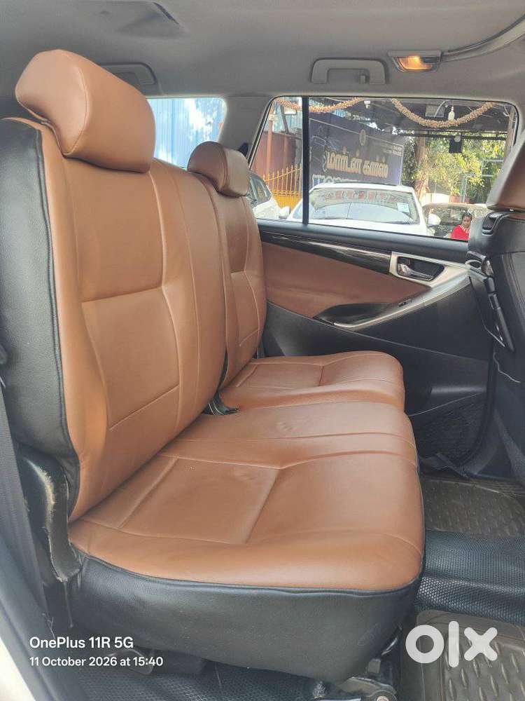 Toyota Innova Crysta 2.8z Automatic, 2016, Diesel