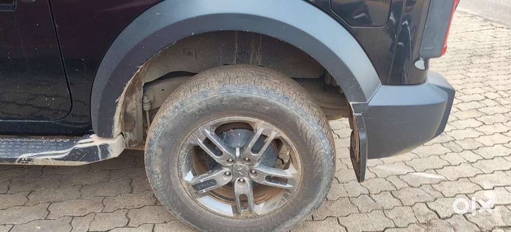 Mahindra Thar Black 2023