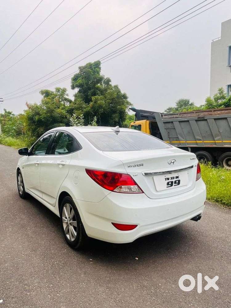Hyundai Verna