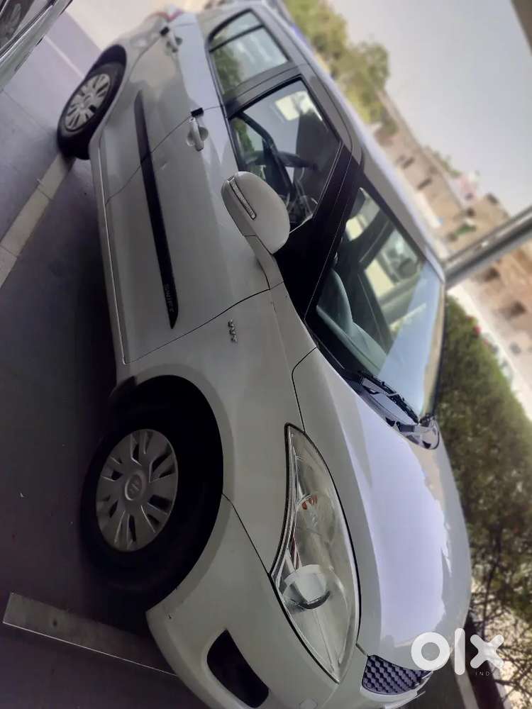 Maruti Suzuki Swift Vxi 2013