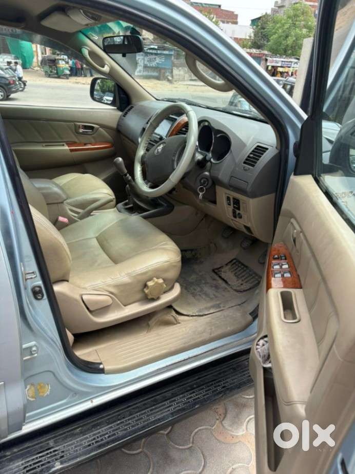 Toyota Fortuner 3.0 4x4 Manual, 2010, Diesel