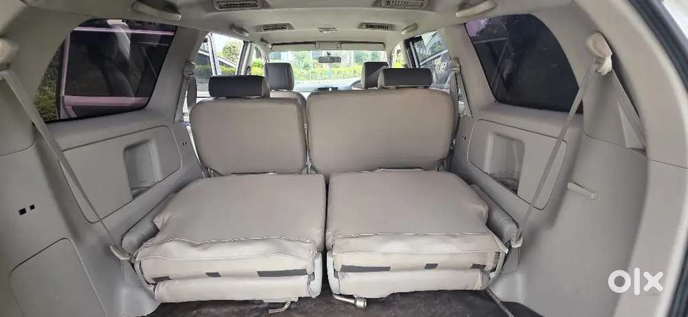 Toyota Innova Diesel 2012