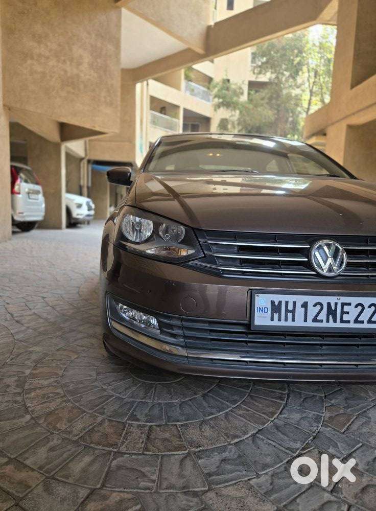 Volkswagen Vento 1.2 Tsi Highline Plus At, 2016, Petrol