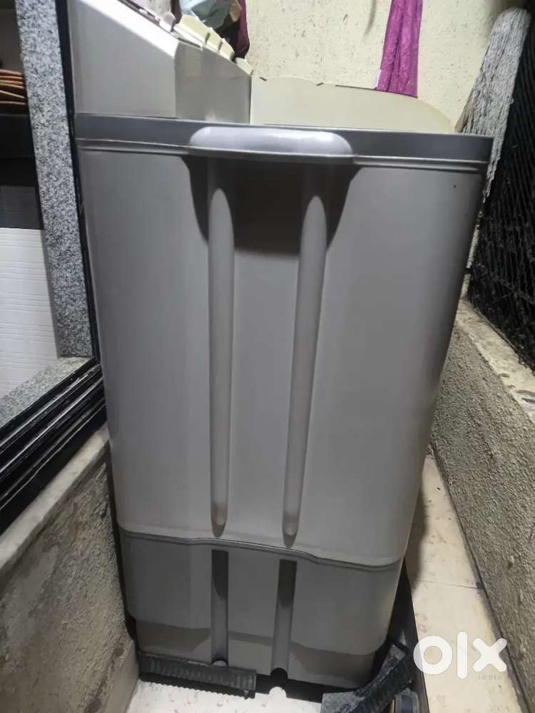 WASHING MACHINE SEMI AUTOMATIC
