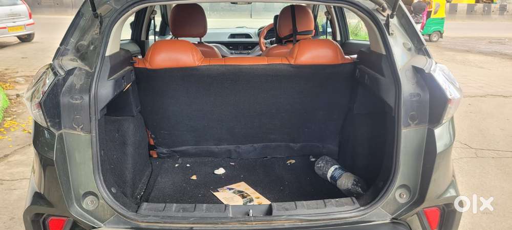 Tata Nexon 1.2 Revotron Xm (s), 2020, Petrol