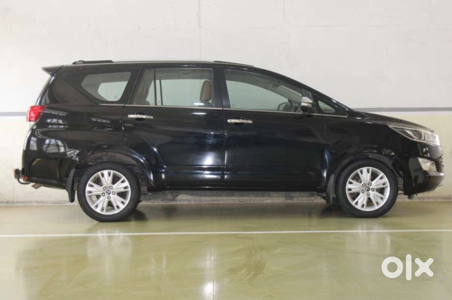 Toyota Innova Crysta 2.8 Z, 2016, Diesel